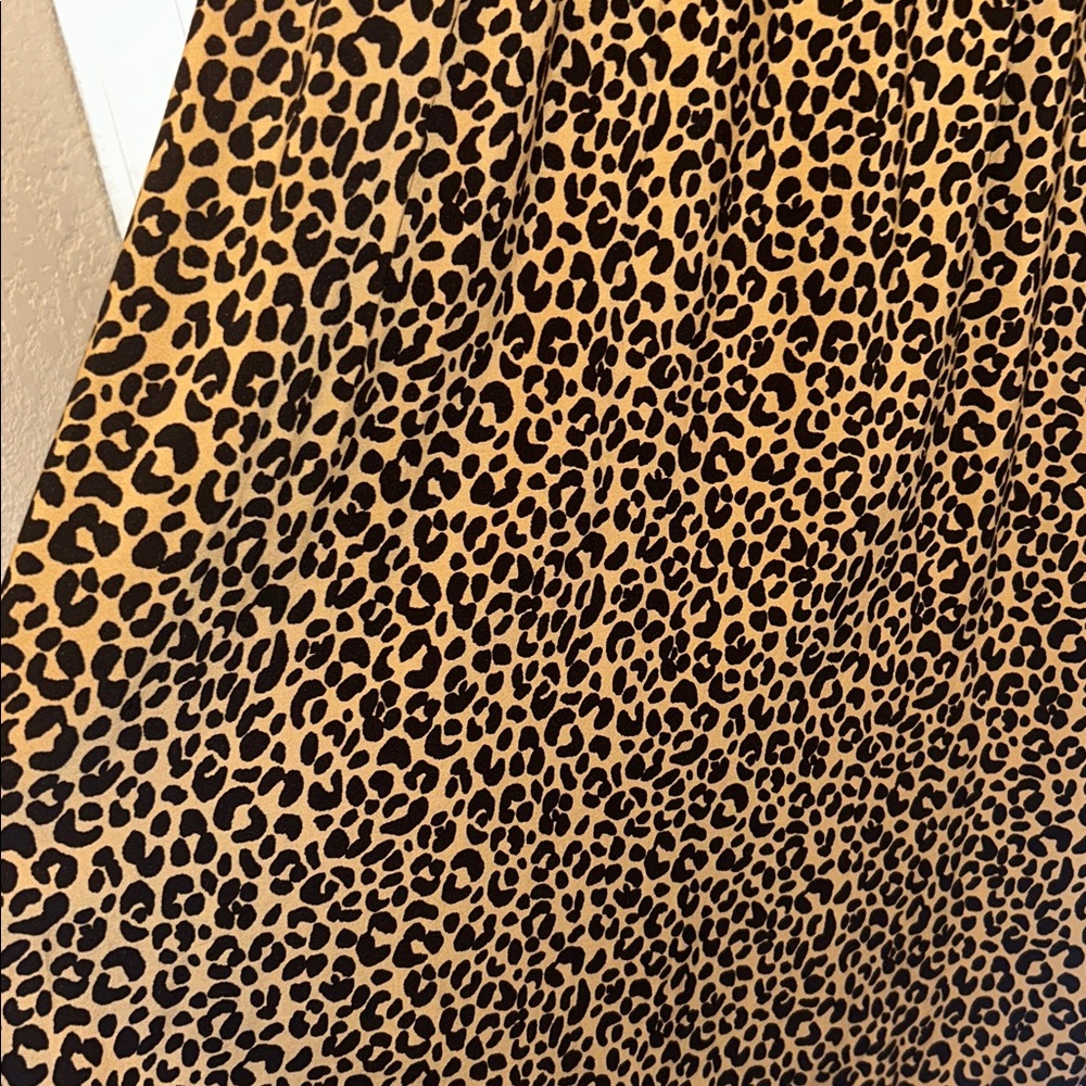 Old Navy Fit & Flare Smocked Cami Midi Leopard Print Sundress (w/Pockets!) - Picture 6 of 10